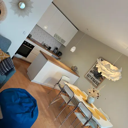アパート Apartament Dziwnow *