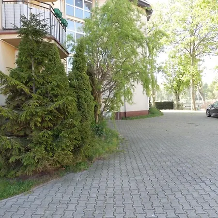 アパート Apartament Dziwnow